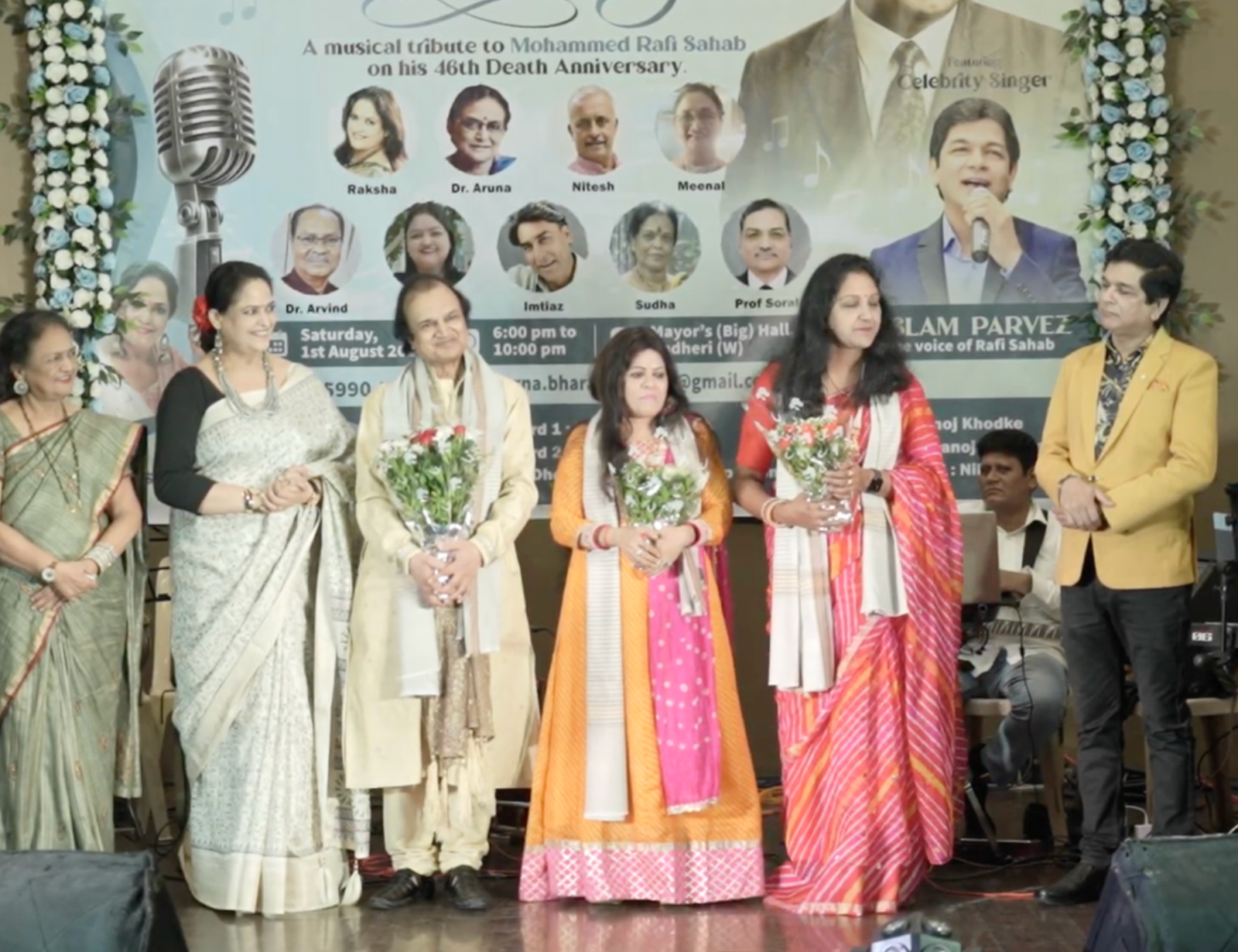 Meri Awaaz Suno — Aslam Parvez performing